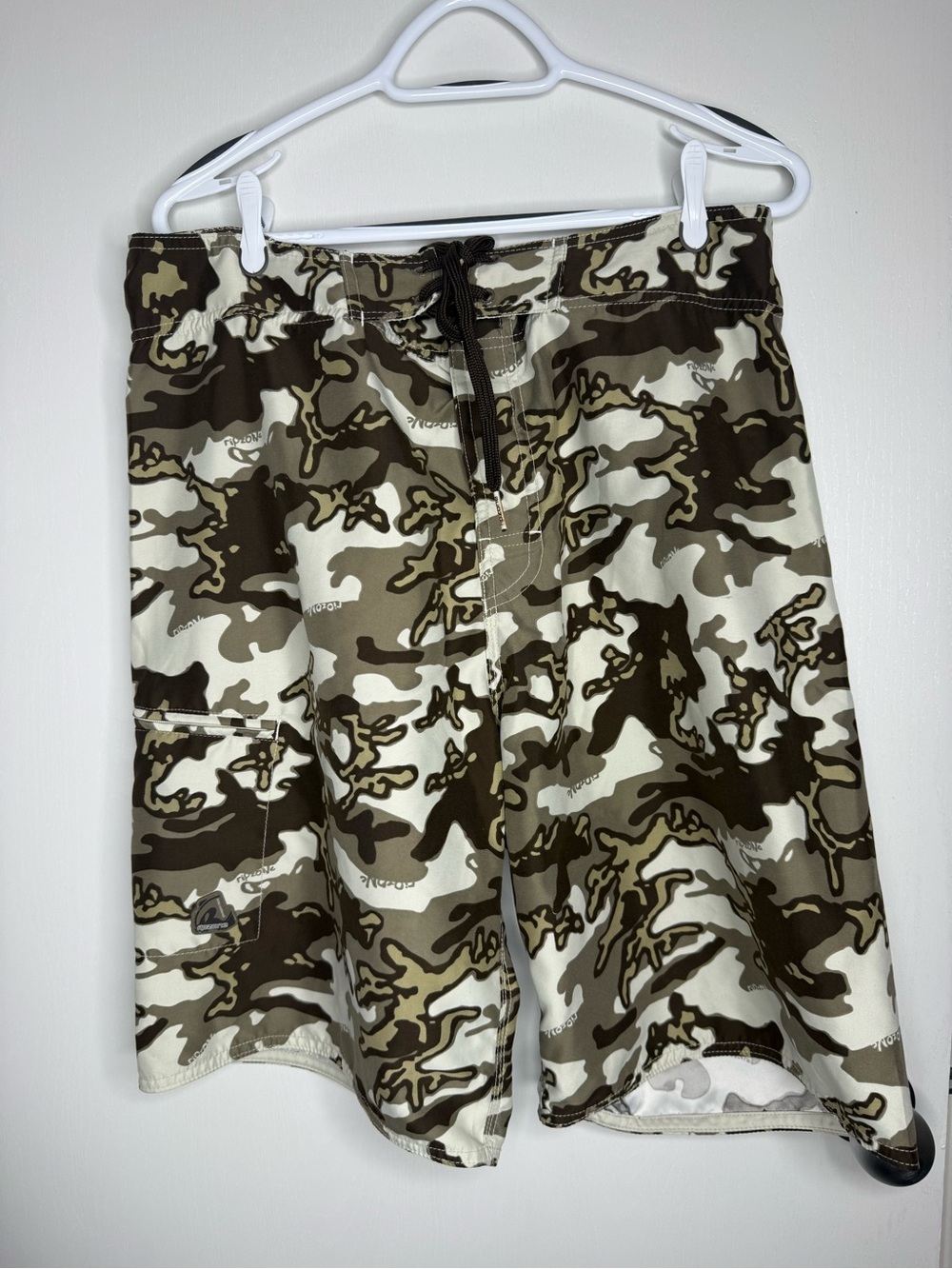 Ripzone Men's Camo Swim/Board Shorts - Olive, Tan, Cream Size 36